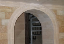 Внутренняя стена из РДн, арка и потолочный карниз из ПС